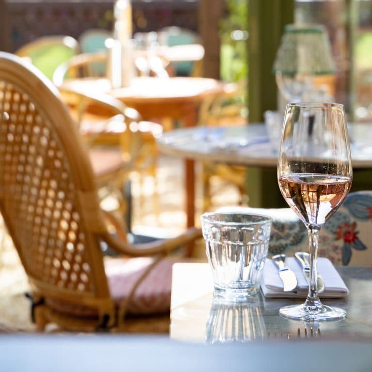 Cover Image for Let us treat you to a glass of complimentary rosé at The George & Dragon
